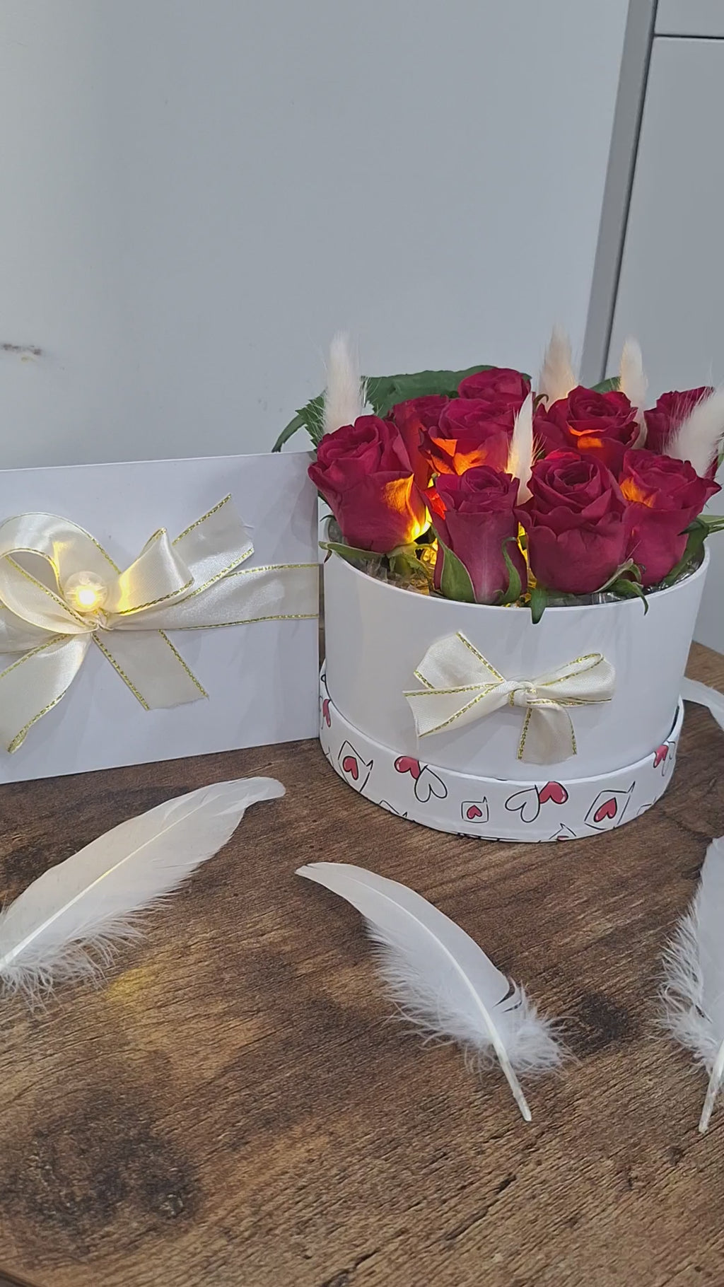 Small Angel's Rose Box